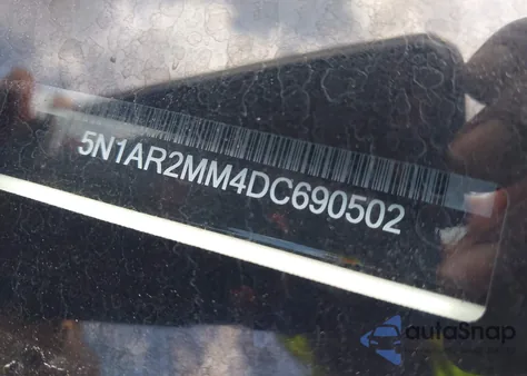 2013 Nissan Pathfinder Platinum from USA, damaged, VIN 5N1AR2MM4DC690502